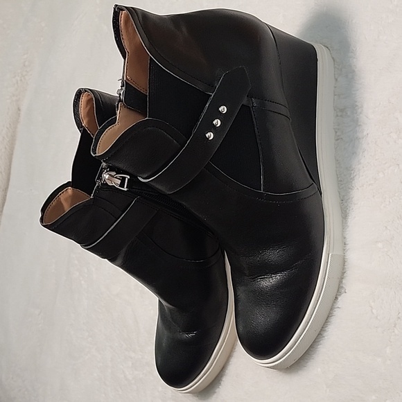 Linea Paolo Freshton Leather Wedge Ankle Booties Boots Black Women’s Size 9 1/2 - Picture 9 of 16